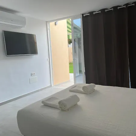 Precioso Con Piscina A 50m De La Playa 아파트 *